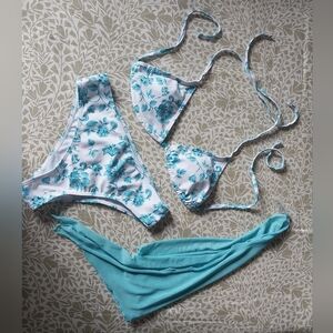 SHEIN Floral Blue and White Bikini Set